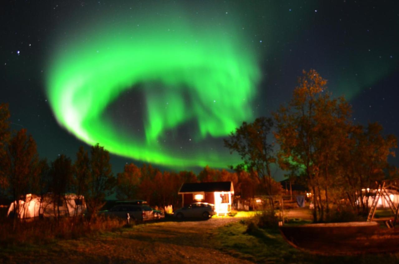 Bungalaven Lodge As Børselv Екстериор снимка