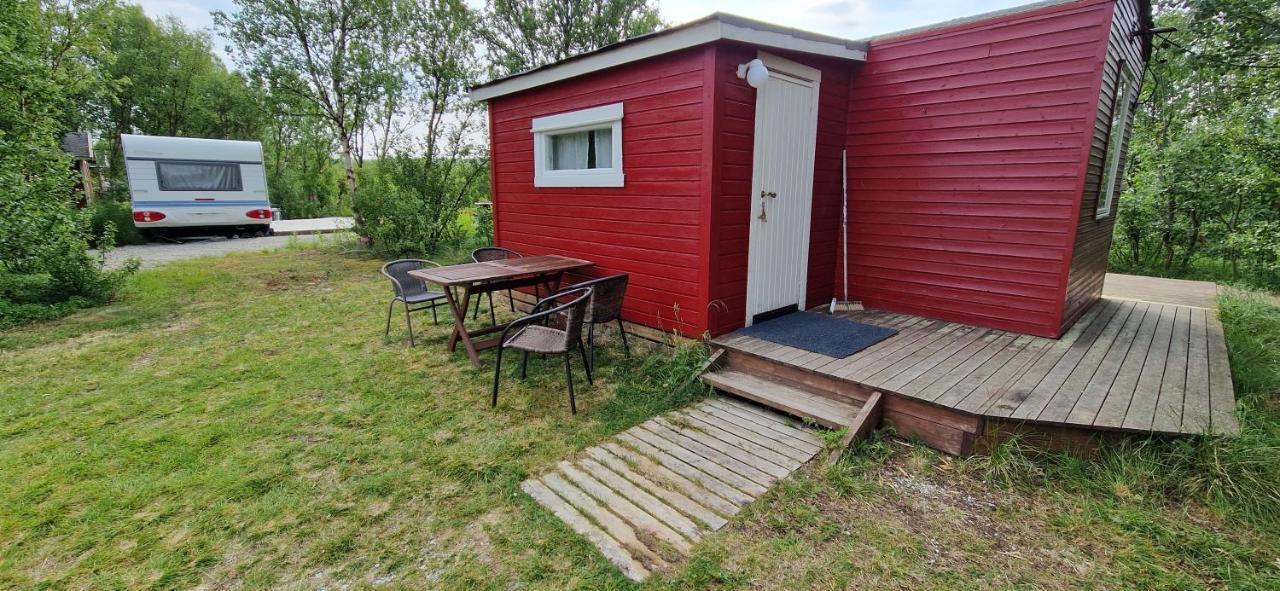 Bungalaven Lodge As Børselv Екстериор снимка